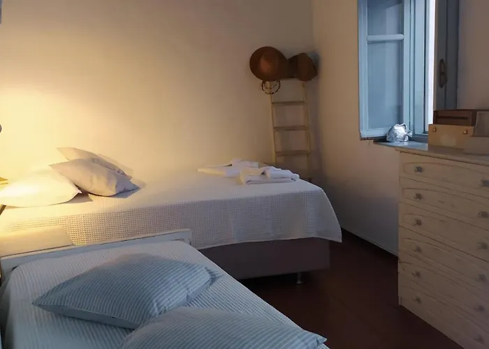 Apartment Aiolos Traditional House In *